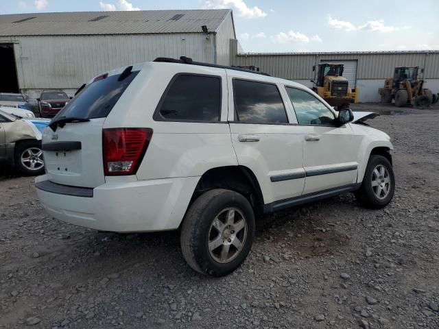 1J8GR48K28C227288 - 2008 JEEP GRAND CHER LAREDO WHITE photo 3