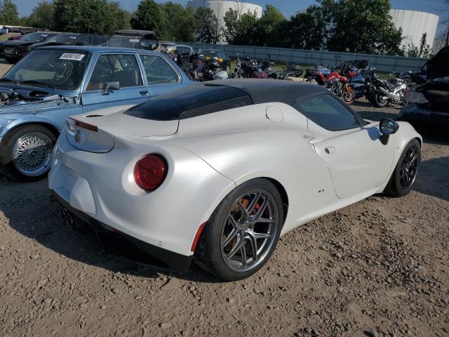 ZARBAAA42HM231084 - 2017 ALFA ROMEO 4C WHITE photo 3