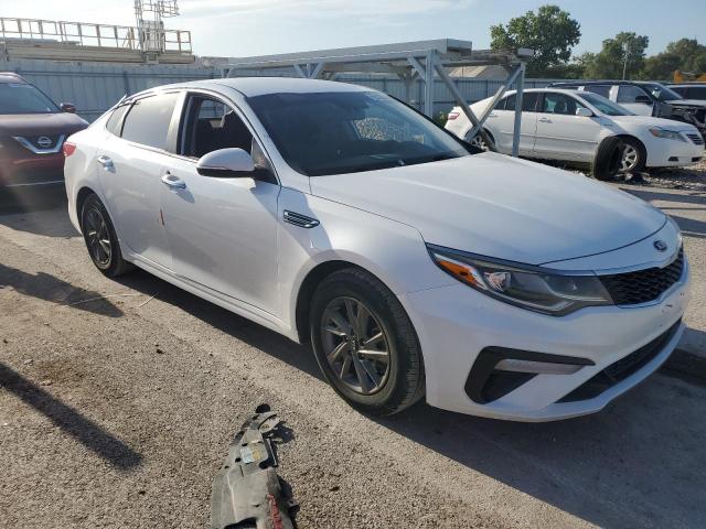 5XXGT4L34KG376849 - 2019 KIA OPTIMA LX WHITE photo 4