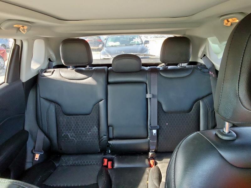 3C4NJCBB0MT560192 - 2021 JEEP COMPASS LATITUDE 白色 照片 10