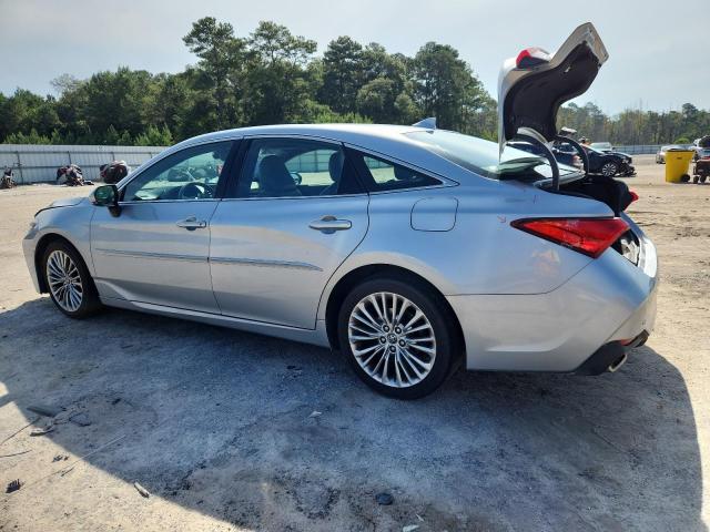 4T1BZ1FB8KU006682 - 2019 TOYOTA AVALON XLE فضي صورة 2