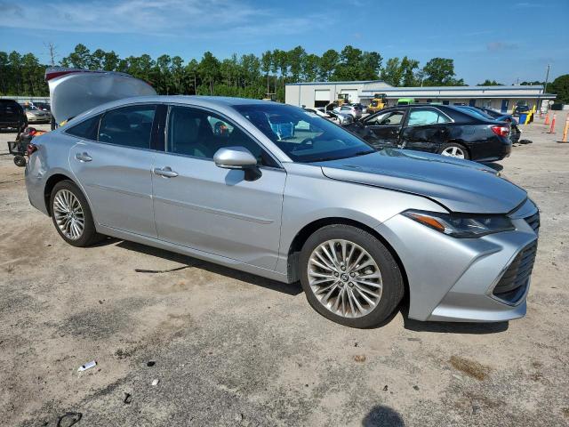 4T1BZ1FB8KU006682 - 2019 TOYOTA AVALON XLE فضي صورة 4