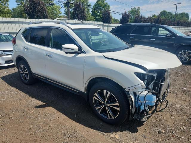 5N1AT2MV1JC822735 - 2018 NISSAN ROGUE S 白色 照片 4