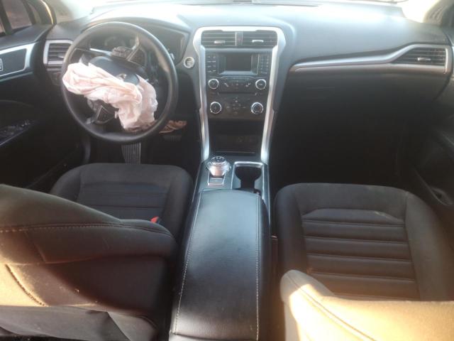 3FA6P0H76JR257937 - 2018 FORD FUSION SE Weiß Foto 8