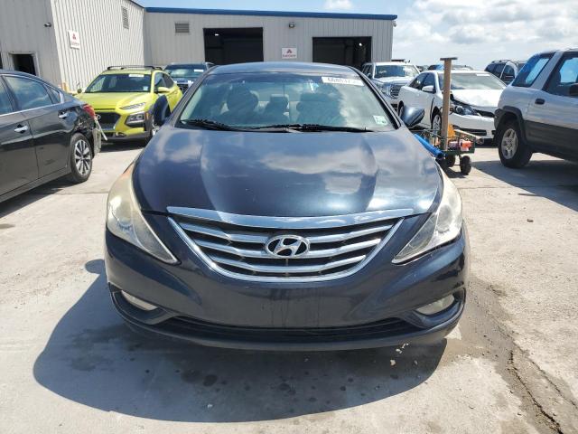 5NPEC4AC3DH787323 - 2013 HYUNDAI SONATA SE ნაცრისფერი ფოტო 5
