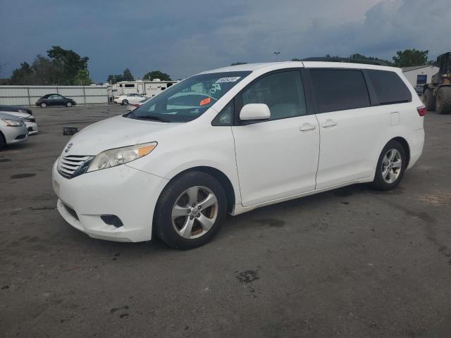 2015 TOYOTA SIENNA LE, 