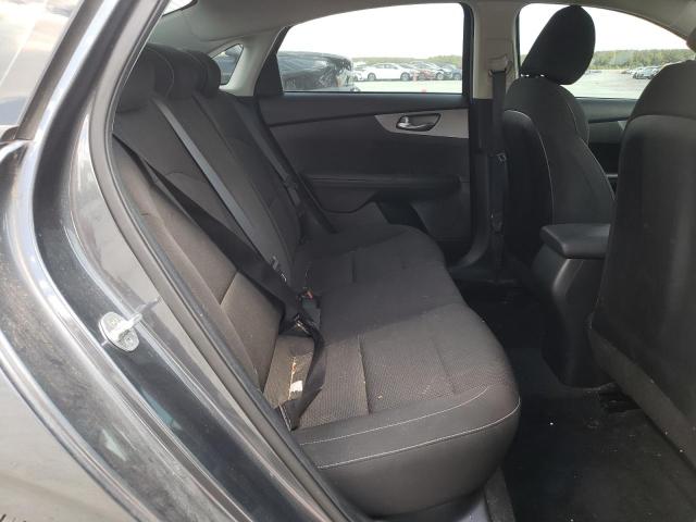 3KPF24AD9ME389098 - 2021 KIA FORTE FE BLACK photo 10