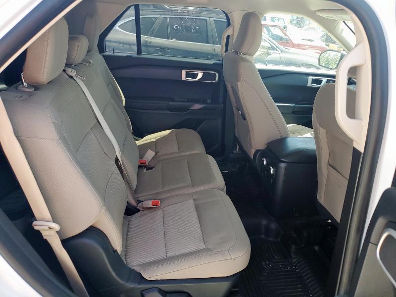 1FMSK7BH2MGA40121 - 2021 FORD EXPLORER WHITE photo 11