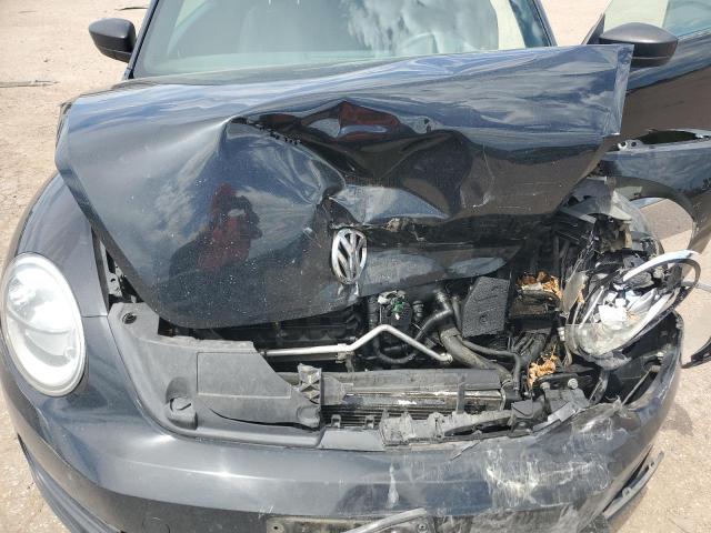 3VWFP7AT4EM609620 - 2014 VOLKSWAGEN BEETLE BLACK photo 11