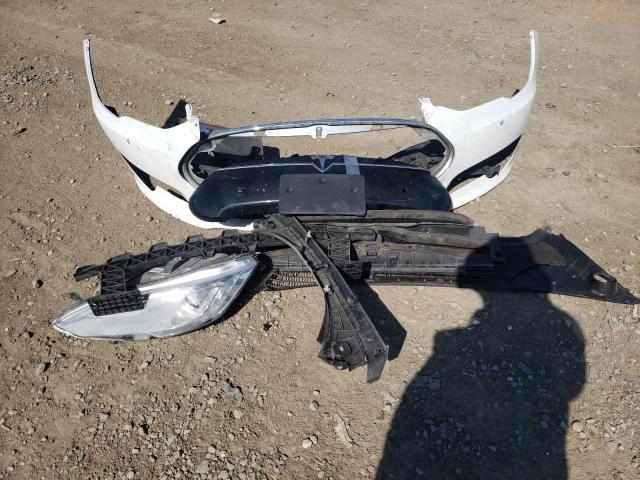 5YJSA1E44FF119199 - 2015 TESLA MODEL S თეთრი ფოტო 12