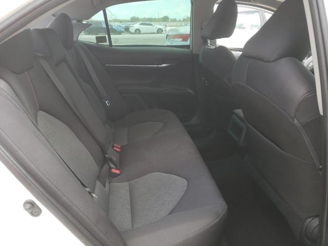 4T1C11AK1LU938713 - 2020 TOYOTA CAMRY LE WHITE photo 10