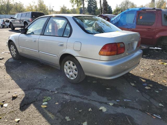 2HGEJ6614YH514836 - 2000 HONDA CIVIC BASE SILVER photo 3