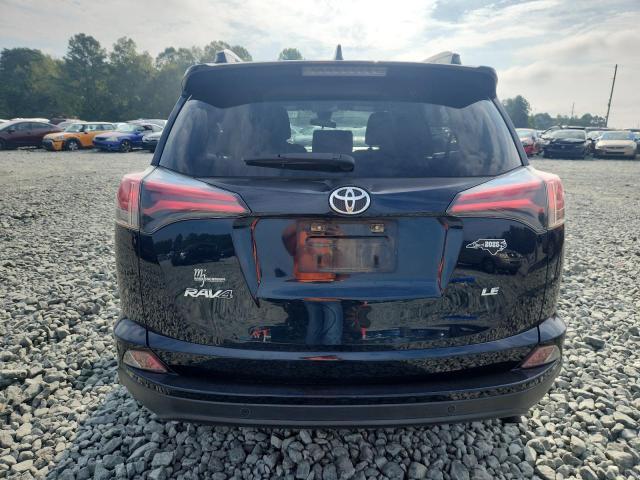 JTMZFREV6JJ733132 - 2018 TOYOTA RAV4 LE 蓝色 照片 6