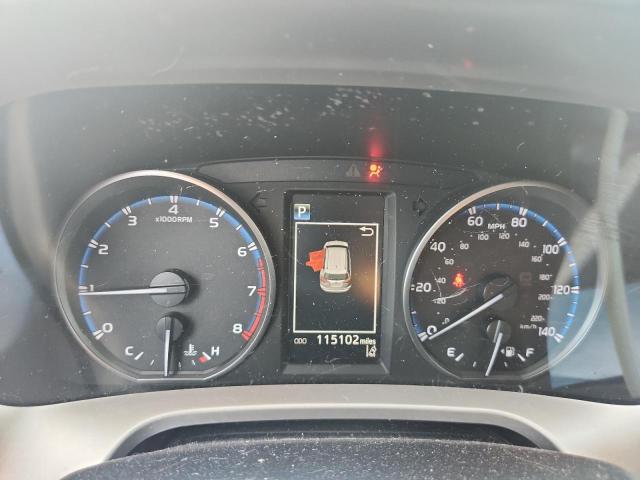 JTMZFREV6JJ733132 - 2018 TOYOTA RAV4 LE 蓝色 照片 9