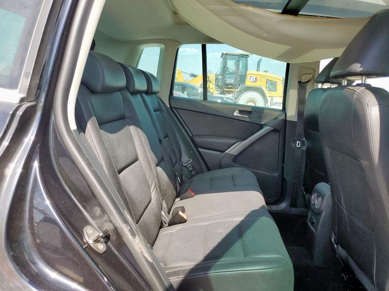WVGAV75N39W545750 - 2009 VOLKSWAGEN TIGUAN S BLACK photo 11