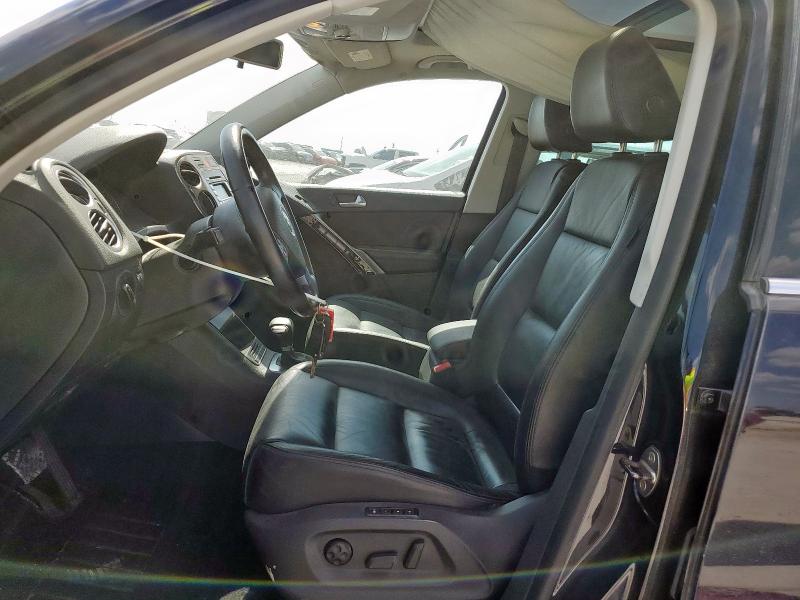 WVGAV75N39W545750 - 2009 VOLKSWAGEN TIGUAN S BLACK photo 7