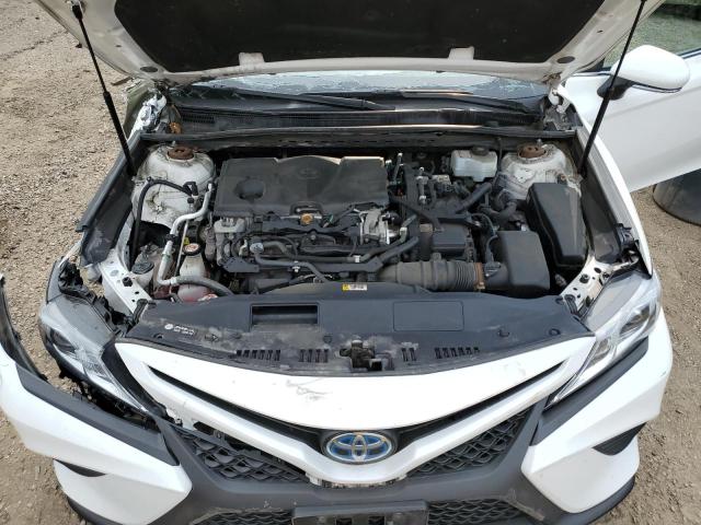 4T1B21HK2LU014621 - 2020 TOYOTA CAMRY XLE Beyaz fotoğraf 11