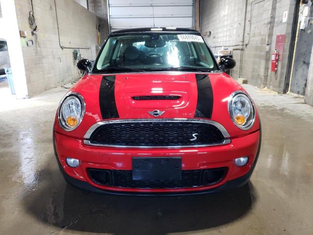 WMWSV3C55DT479567 - 2013 MINI COOPER S 红色 照片 5