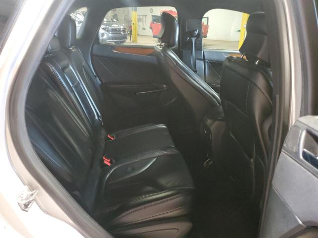 5LMCJ3C90HUL61196 - 2017 LINCOLN MKC RESERVE Gümüş fotoğraf 11