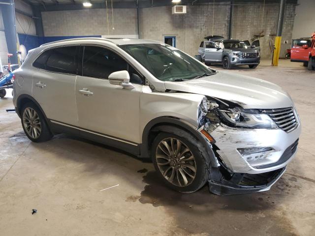 5LMCJ3C90HUL61196 - 2017 LINCOLN MKC RESERVE Gümüş fotoğraf 4