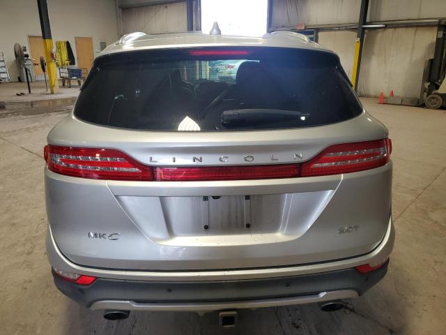 5LMCJ3C90HUL61196 - 2017 LINCOLN MKC RESERVE Gümüş fotoğraf 6
