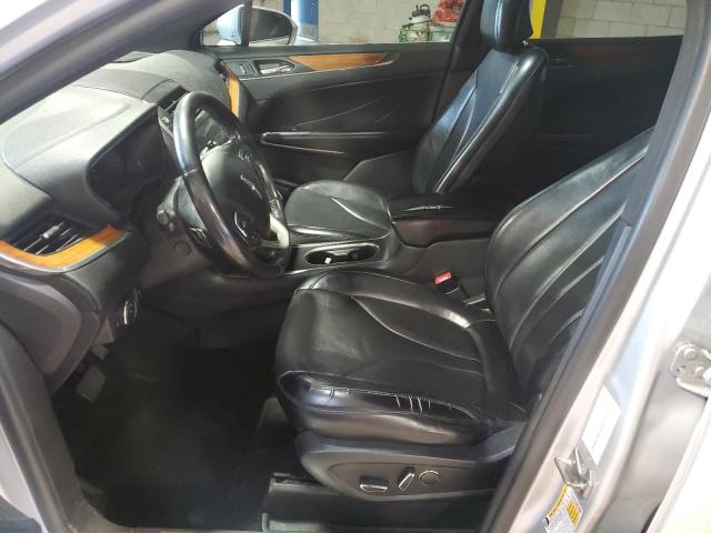 5LMCJ3C90HUL61196 - 2017 LINCOLN MKC RESERVE Gümüş fotoğraf 7