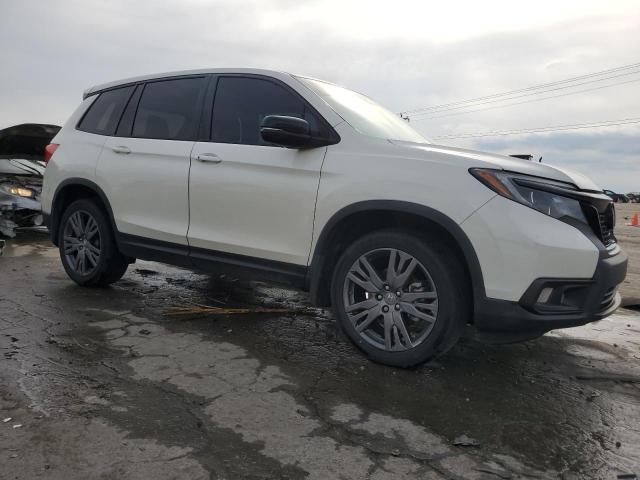 5FNYF8H56KB009547 - 2019 HONDA PASSPORT EXL WHITE photo 4