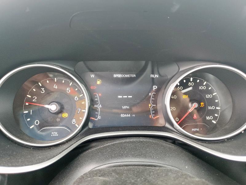 3C4NJDCB1JT355299 - 2018 JEEP COMPASS LIMITED Czarny zdjęcie 9