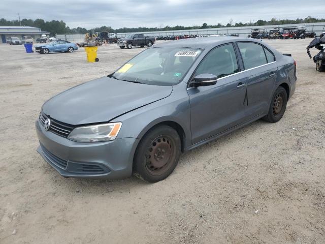 2013 VOLKSWAGEN JETTA SE, 