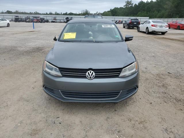 3VWDX7AJ5DM384631 - 2013 VOLKSWAGEN JETTA SE GRAY photo 5
