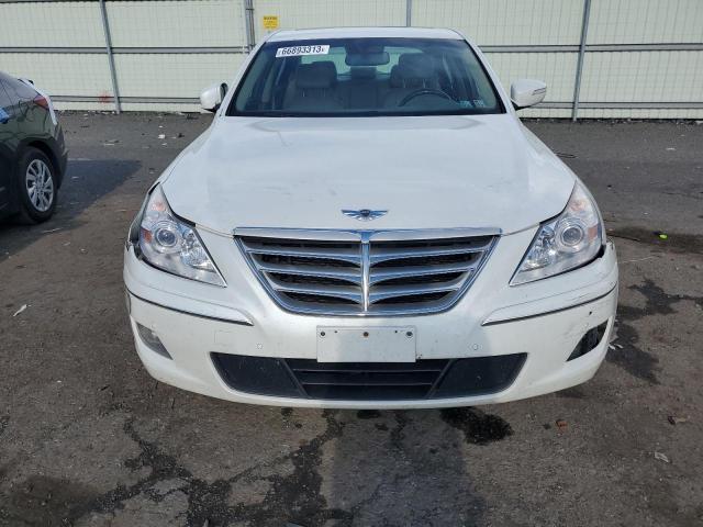 KMHGC4DFXBU118687 - 2011 HYUNDAI GENESIS 4.6L WHITE photo 5