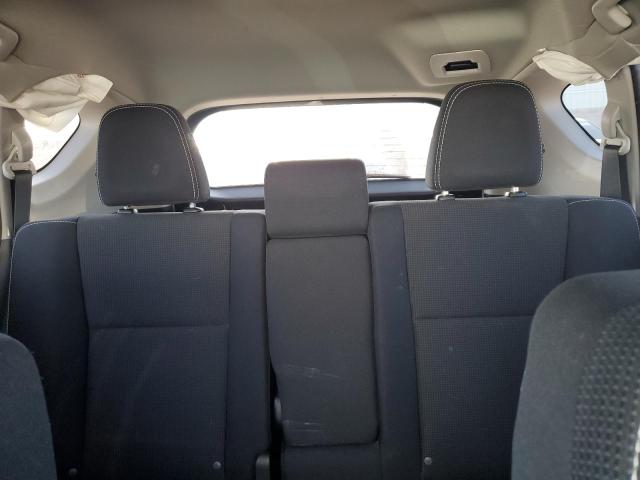 2T3RFREV1HW668380 - 2017 TOYOTA RAV4 XLE WHITE photo 10