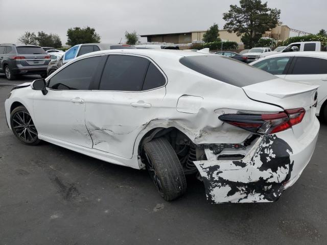 4T1G11AK2PU155228 - 2023 TOYOTA CAMRY SE NIGHT SHADE WHITE photo 2