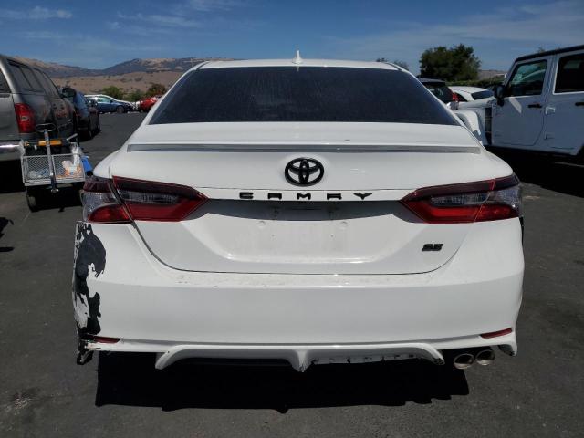 4T1G11AK2PU155228 - 2023 TOYOTA CAMRY SE NIGHT SHADE WHITE photo 6
