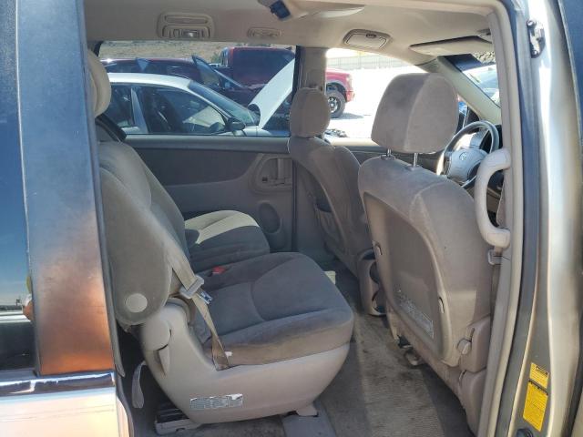5TDBA23C25S045744 - 2005 TOYOTA SIENNA LE TAN photo 11