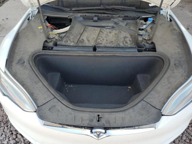 5YJSA1E21JF272226 - 2018 TESLA MODEL S თეთრი ფოტო 11