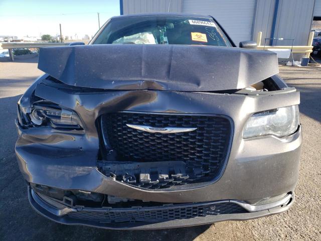 2C3CCABG0JH314169 - 2018 CHRYSLER 300 S GRAY photo 5