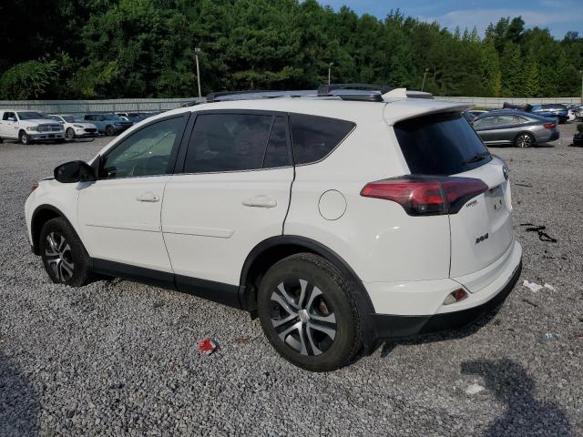 JTMZFREV9JJ210977 - 2018 TOYOTA RAV4 LE 白色 照片 2