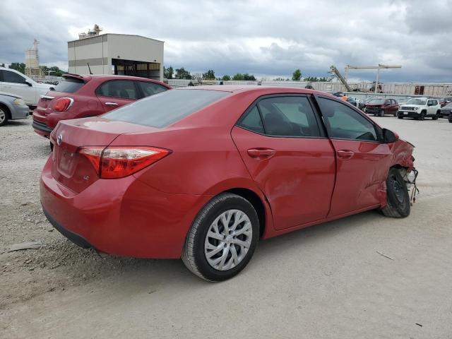 5YFBURHEXJP777505 - 2018 TOYOTA COROLLA L RED photo 3