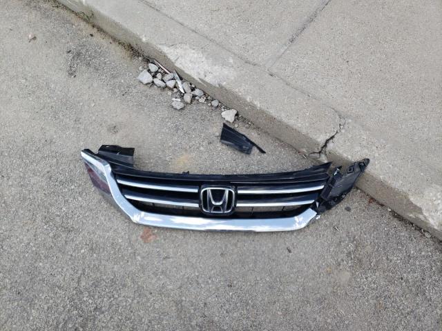 1HGCR3F89FA015912 - 2015 HONDA ACCORD EXL BEIGE photo 12