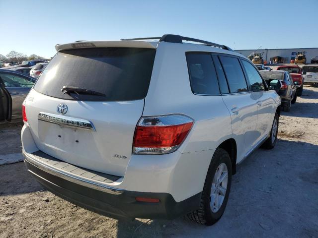 5TDBK3EH0CS132874 - 2012 TOYOTA HIGHLANDER BASE WHITE photo 4