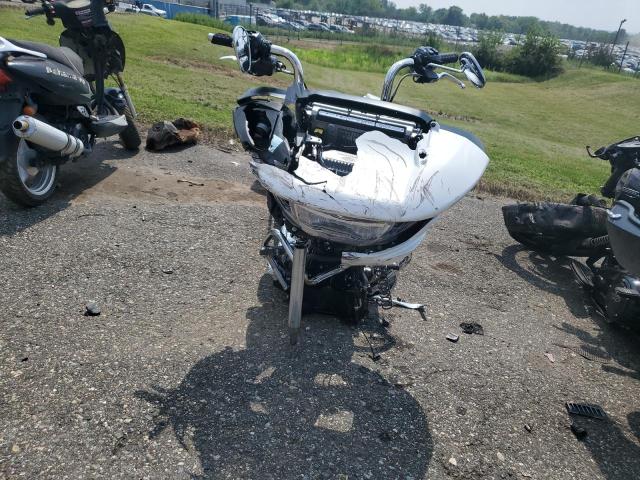 1HD1KH712RB617038 - 2024 HARLEY-DAVIDSON FLTRX 白色 照片 2