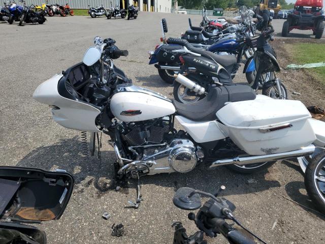 1HD1KH712RB617038 - 2024 HARLEY-DAVIDSON FLTRX 白色 照片 3