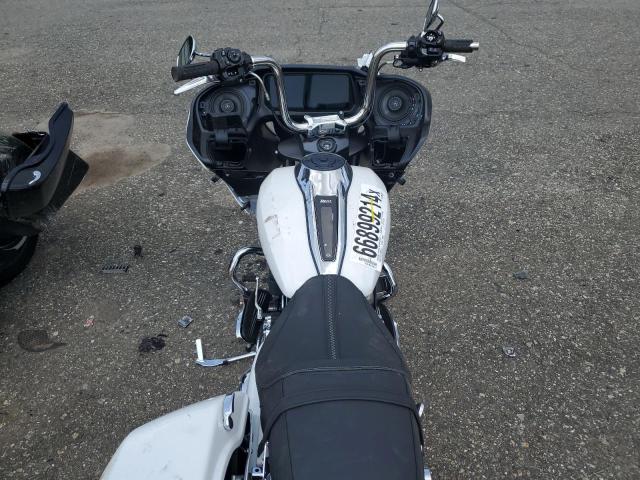 1HD1KH712RB617038 - 2024 HARLEY-DAVIDSON FLTRX 白色 照片 6