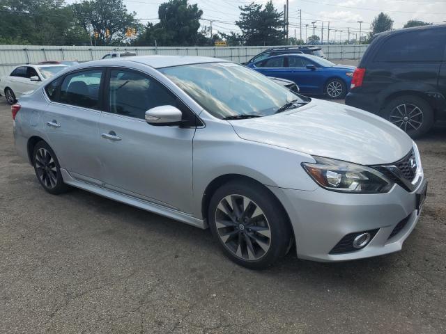 3N1AB7AP4KY256219 - 2019 NISSAN SENTRA S 银色 照片 4