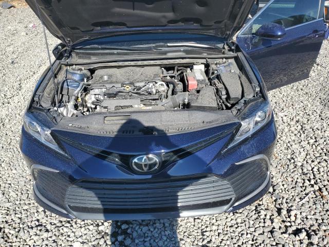 4T1C11AK7NU646163 - 2022 TOYOTA CAMRY LE BLUE photo 11