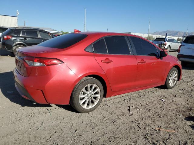 JTDVPMAE6MJ144445 - 2021 TOYOTA COROLLA LE წითელი ფოტო 3