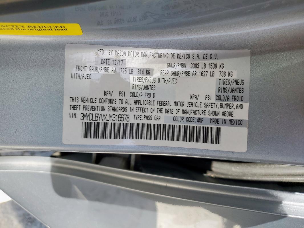 3MYDLBYVXJY316678 - 2018 TOYOTA YARIS IA فضي صورة 12