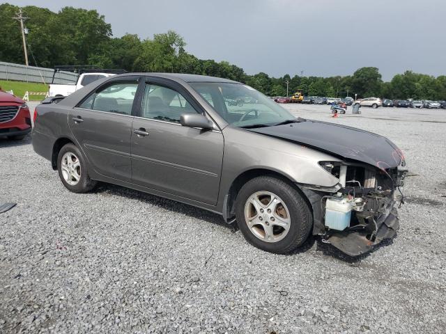 4T1BE32K44U939740 - 2004 TOYOTA CAMRY LE GRAY photo 4