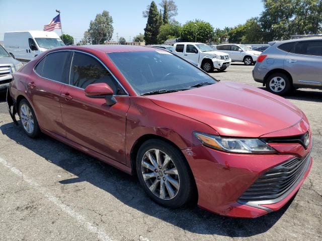 4T1C11AK9LU938944 - 2020 TOYOTA CAMRY LE RED photo 4